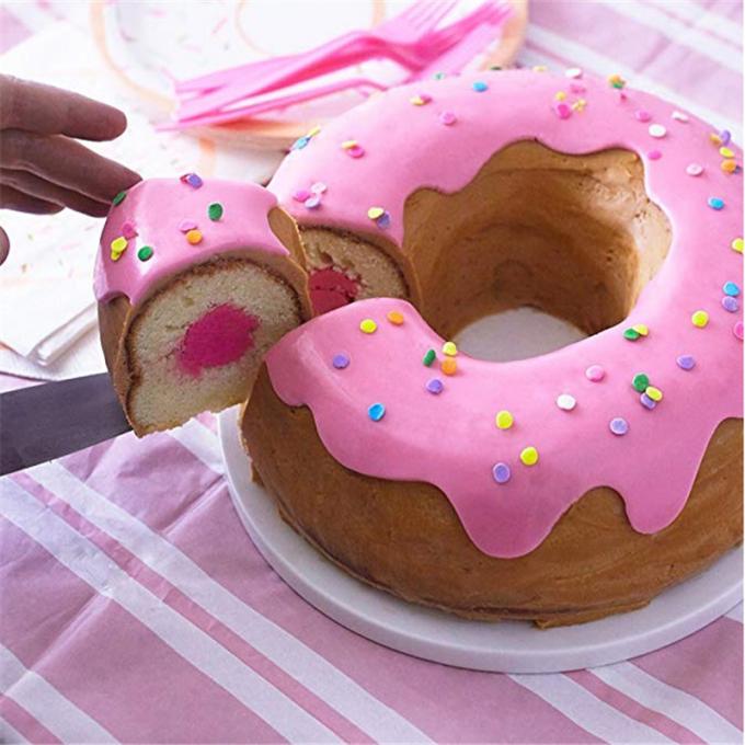 RK Bakeware China Foodservice NSF アルミニウム煙突形状ケーキパン アルミニウムエンジェルケーキパン 1