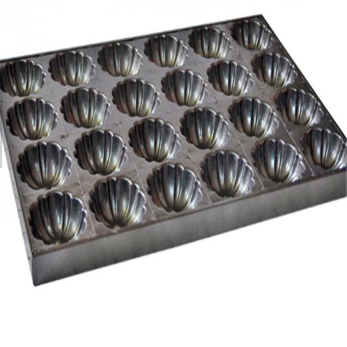 Bundt Cake Industrial Non-Stick Baking Pan 24 Multi-Link Cake Mold of Flower and Shaped Bakeware for Cake Pan Baking Tray